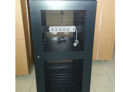 機(jī)柜在機(jī)房的作用